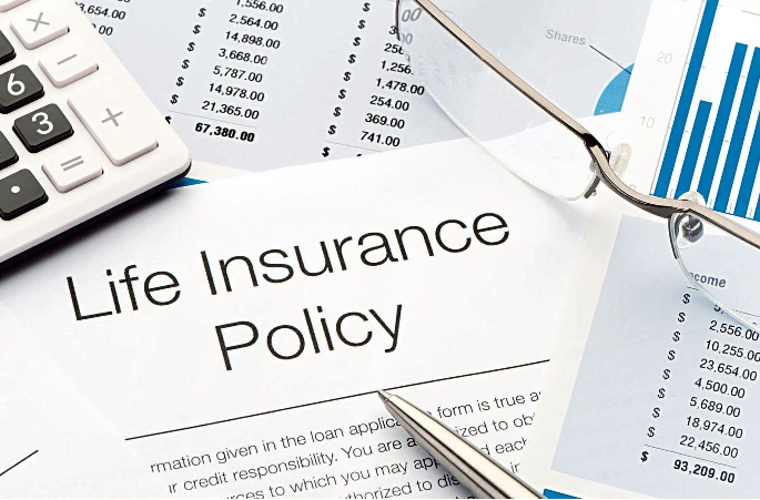 Types of life insurance and benefits of having one